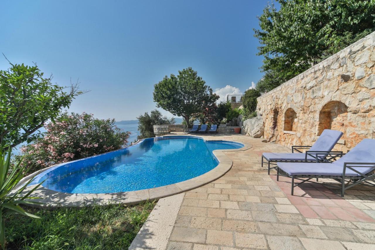 Olive Resort Rijeka Reževići Exterior foto